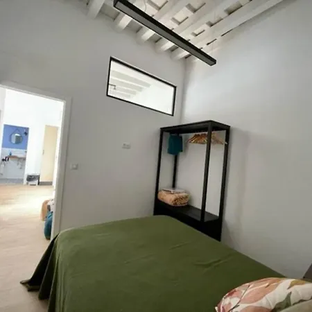 Apartment Precioso Apartamento *